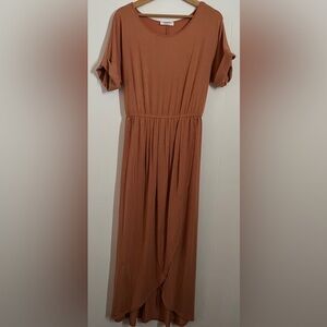 Zenana Maxi Dress size Large, stretch waist short sleeve coral.